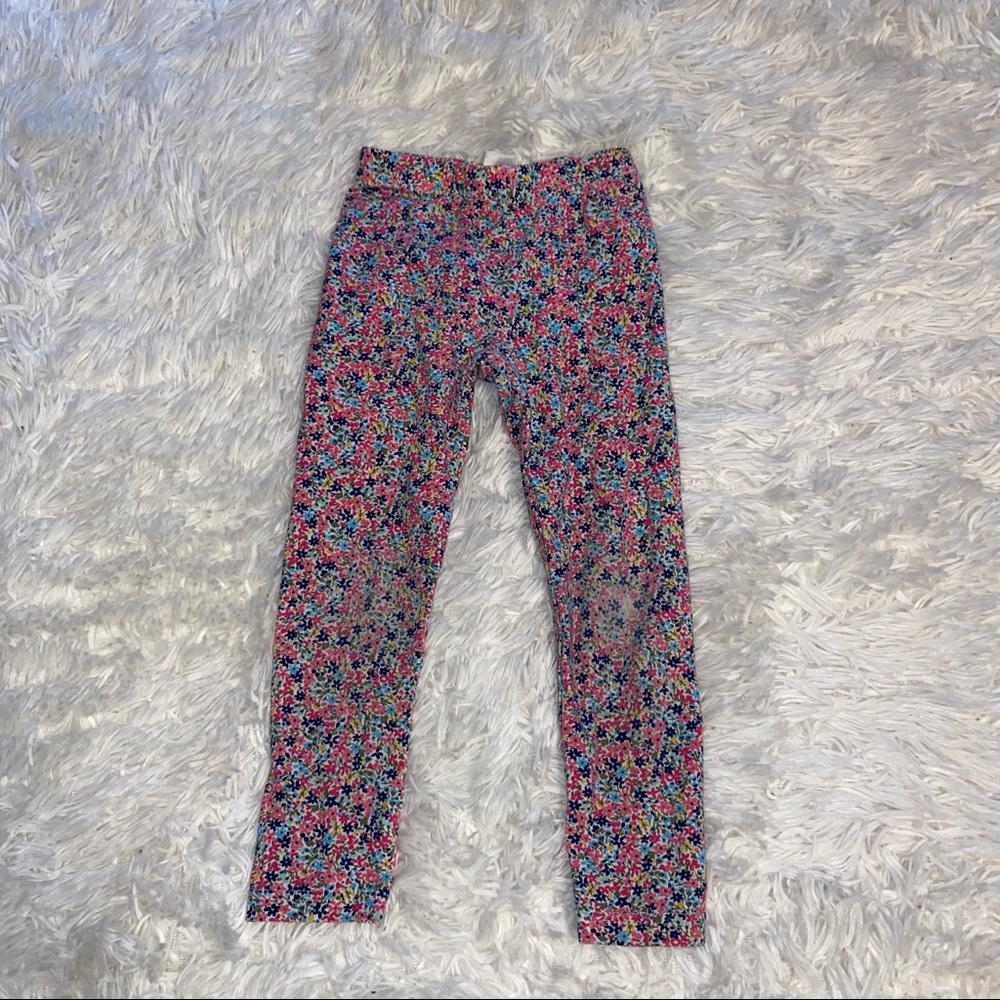 5/$15 Girl’s Matching Set - Picture 3 of 4